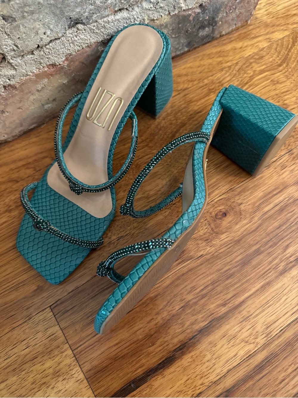 Teal Knotted Strap Block Heel Sandals - Picture 2 of 2
